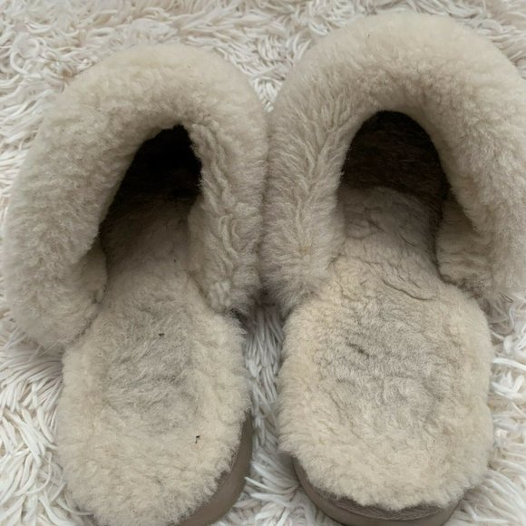 ugg Austria house indoor soft warm cozy slippers chestnut size 8 or 9 - Picture 7 of 8